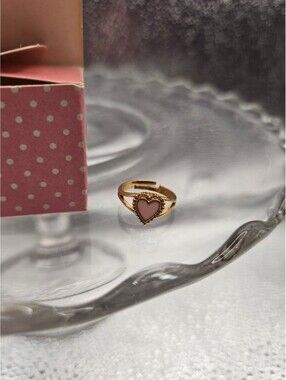 Avon Secret Heart Pink Heart-Shaped Ring in Original Box Vintage 1976